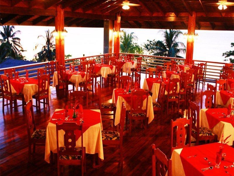 Grafton Beach Resort Black Rock Экстерьер фото
